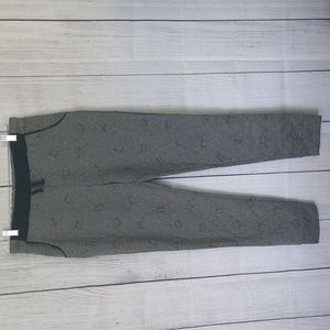 26 International grey cat print sweatpant joggers size large